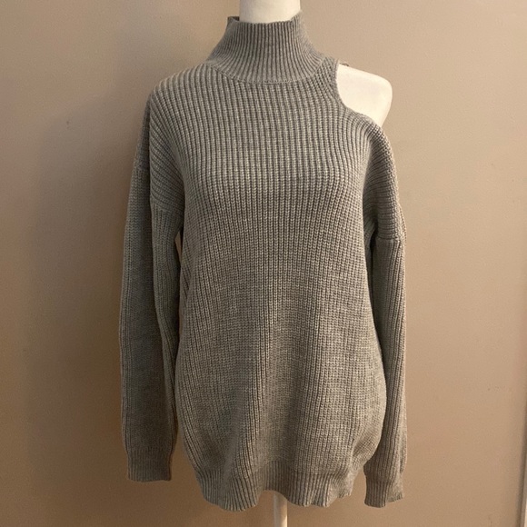 Mazik Sweaters - Mazik Asymmetrical Cold Shoulder Sweater